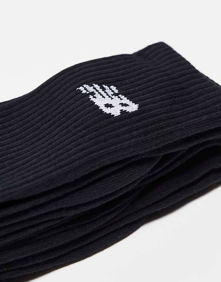 https://images.asos-media.com/products/new-balance-confezione-da-3-paia-di-calzini-neri-con-logo/204404273-2?$n_750w$&wid=750&fit=constrain