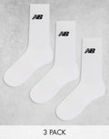 https://images.asos-media.com/products/new-balance-confezione-da-3-paia-di-calzini-bianchi-con-logo/204404294-1-white?$n_750w$&wid=750&fit=constrain