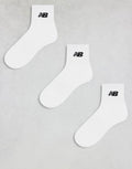 https://images.asos-media.com/products/new-balance-confezione-da-3-paia-di-calzini-bianchi-con-logo/204404305-1-white?$n_750w$&wid=750&fit=constrain