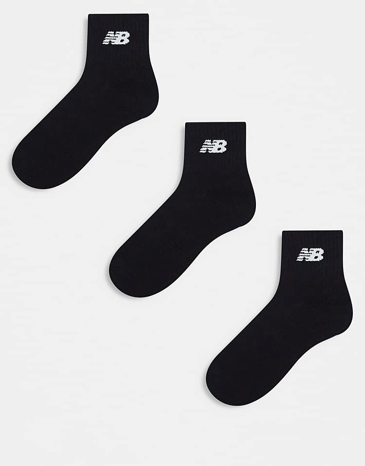 https://images.asos-media.com/products/new-balance-confezione-da-3-paia-di-calzini-neri-con-logo/204404306-1-black?$n_750w$&wid=750&fit=constrain