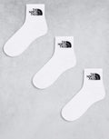 https://images.asos-media.com/products/the-north-face-simple-dome-confezione-da-3-paia-di-calzini-bianchi-con-logo/205823422-1-white?$n_750w$&wid=750&fit=constrain