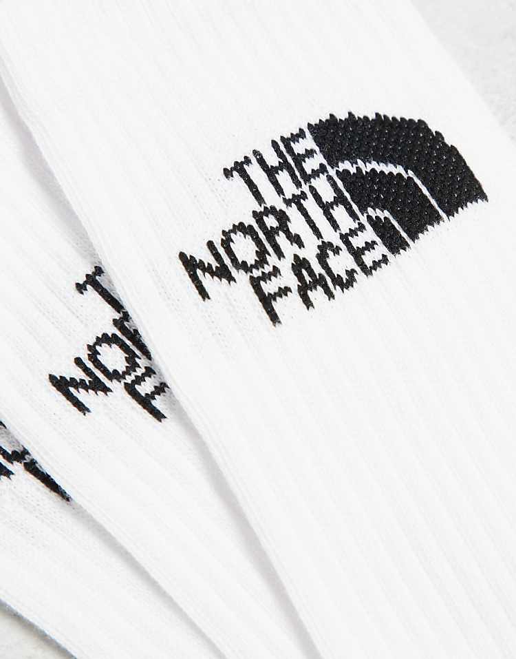 https://images.asos-media.com/products/the-north-face-simple-dome-confezione-da-3-paia-di-calzini-bianchi-con-logo/205823624-2?$n_750w$&wid=750&fit=constrain