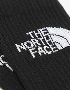 https://images.asos-media.com/products/the-north-face-simple-dome-confezione-da-3-paia-di-calzini-neri-con-logo/205823651-4?$n_750w$&wid=750&fit=constrain