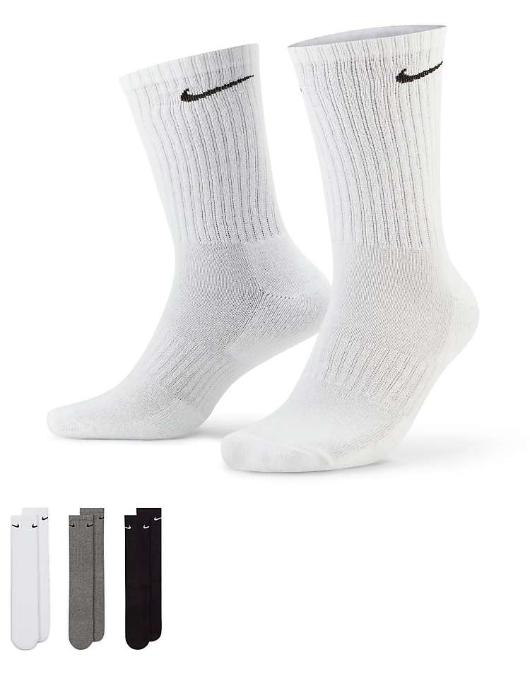 https://images.asos-media.com/products/nike-training-everyday-cushioned-confezione-da-3-paia-di-calzini-imbottiti-bianchi-grigi-e-neri/206289505-1-multi?$n_750w$&wid=750&fit=constrain