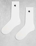 https://images.asos-media.com/products/carhartt-wip-madison-confezione-da-2-paia-di-calzini-bianchi/207889762-1-white?$n_750w$&wid=750&fit=constrain