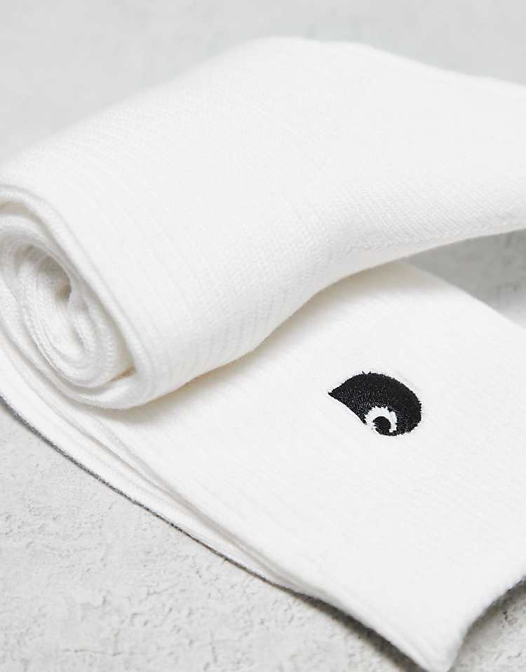 https://images.asos-media.com/products/carhartt-wip-madison-confezione-da-2-paia-di-calzini-bianchi/207889762-3?$n_750w$&wid=750&fit=constrain